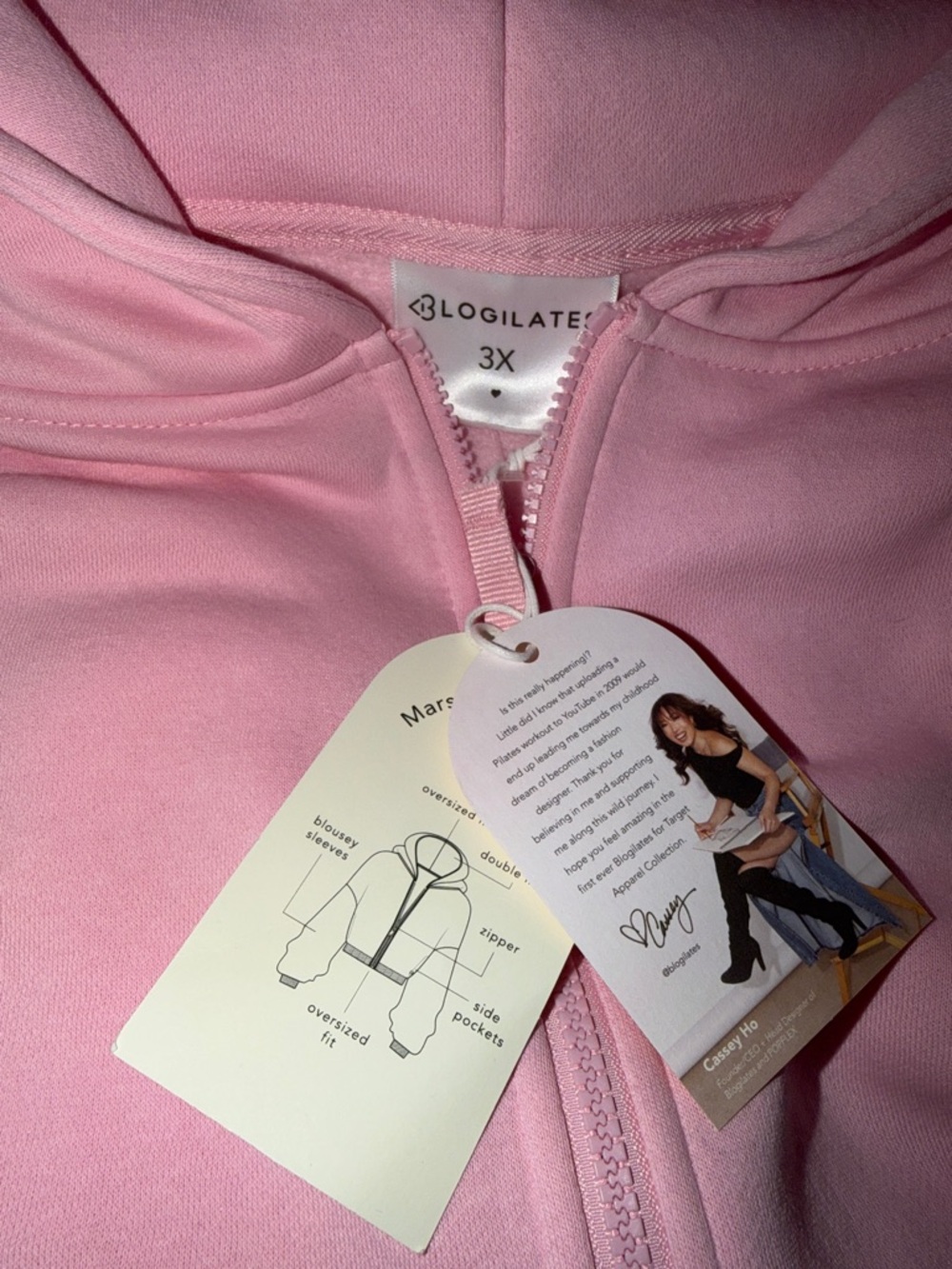 Blogilates Marshmallow Hoodie - Picture 3 of 3